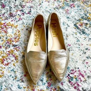 Hush Puppies Hazel Pointe Flats in Gold Metallic Leather Size 8